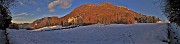70 Usciti dal bosco alla aperta radura della Stalle Aral belli i colori dell'imminente tramonto